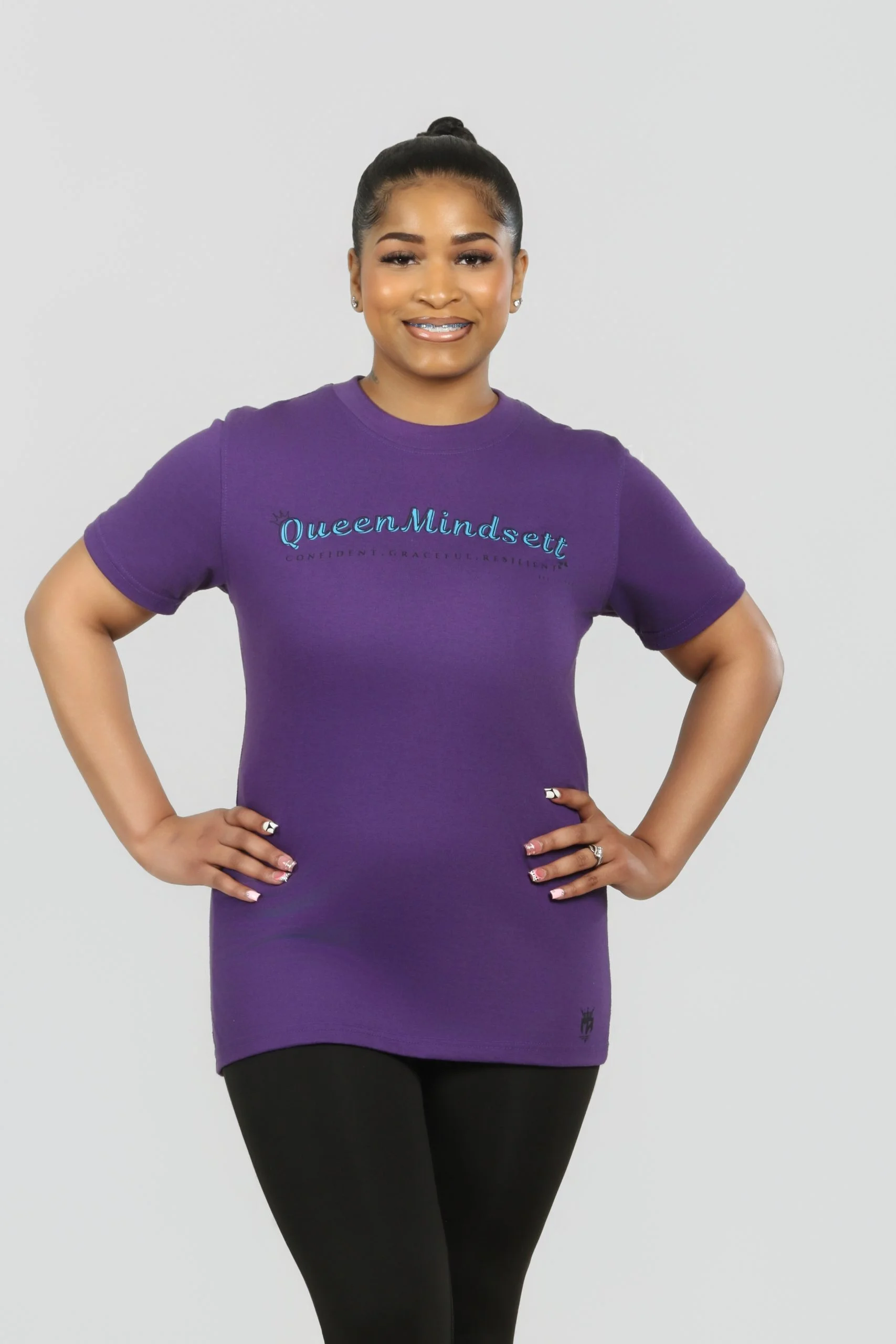 Queen Mindsett T-shirt - Image 5